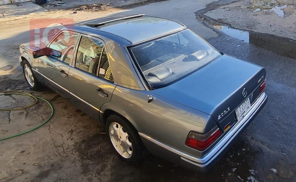 مێرسێدس بێنز E-Class